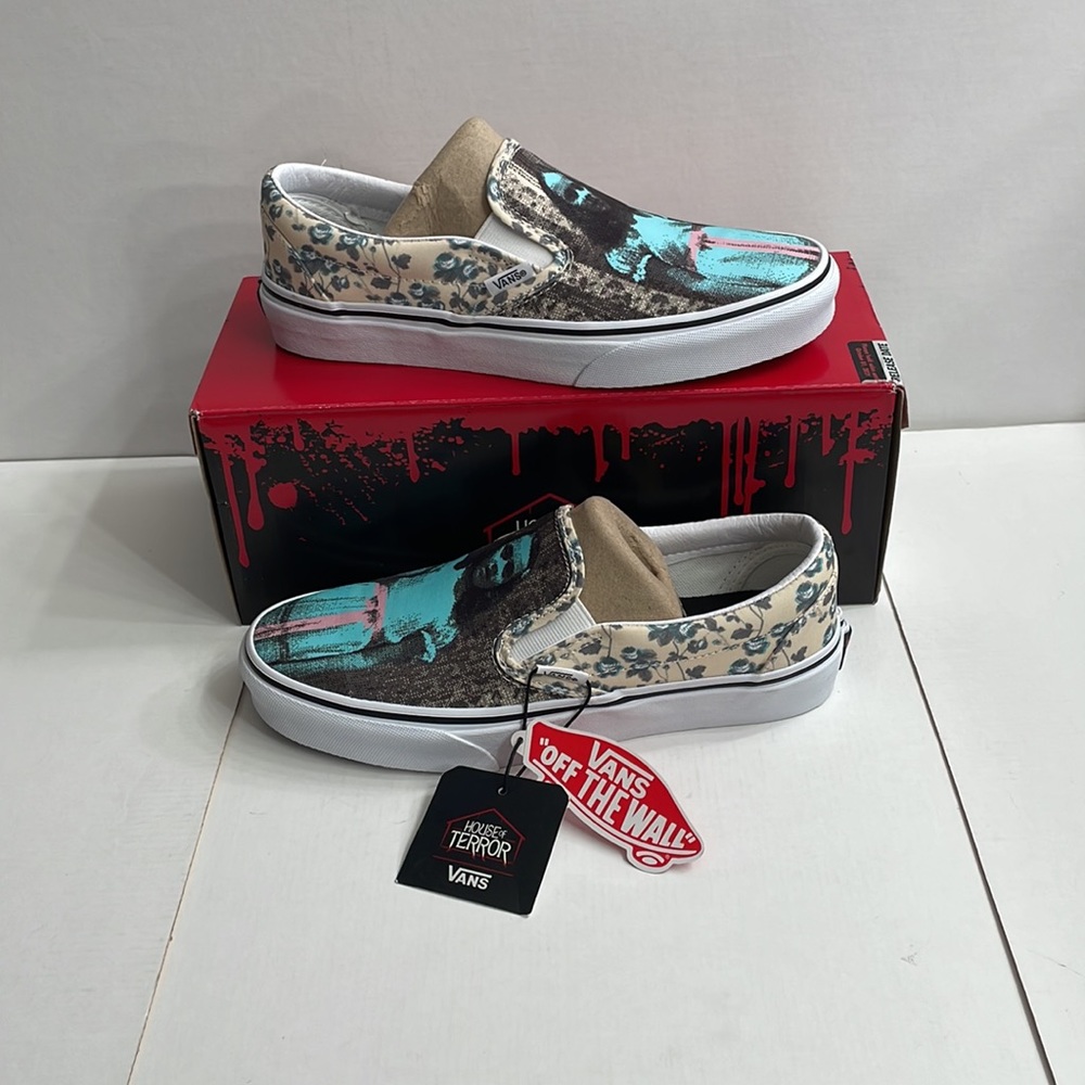 Vans Classic slip on House of Terror The Shinning collection women’s size 5.5